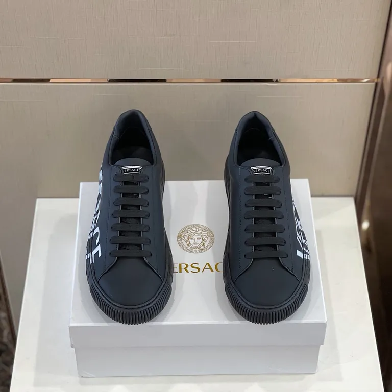 Versace Shoe 